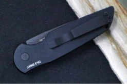 Pro Tech Tactical Response 3 Auto LEFT HAND - Black Anodized Aluminum Handle / Black DLC Blade / CPM-154CM TR-3 L-2 7 Pro Tech Tactical Response 3 Auto LEFT HAND - Black Anodized Aluminum Handle / Black DLC Blade / CPM-154CM TR-3 L-2 -Pro-Tech Knives Shop IMG 5277 ddb7b0d1 c7b3 471d ad4a c4d92f09def7