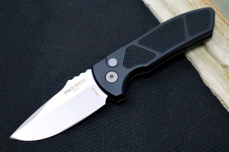 Pro Tech SBR Auto - Black Textured (Knurled) Aluminum Handle / Black Blade / Blasted Hardware LG405 1 Pro Tech SBR Auto - Black Textured (Knurled) Aluminum Handle / Black Blade / Blasted Hardware LG405