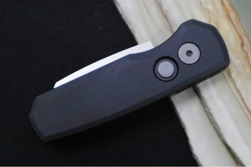 Pro Tech Runt Auto - Black Aluminum Handle / Stonewashed Reverse Tanto Blade / Magnacut Steel R5401 3 Pro Tech Runt Auto - Black Aluminum Handle / Stonewashed Reverse Tanto Blade / Magnacut Steel R5401 - Image 3